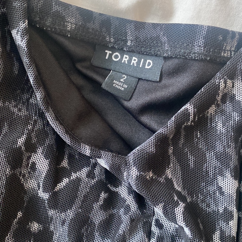 Torrid. Size: 2X. Cute and sexy dress!! - Picture 12 of 14